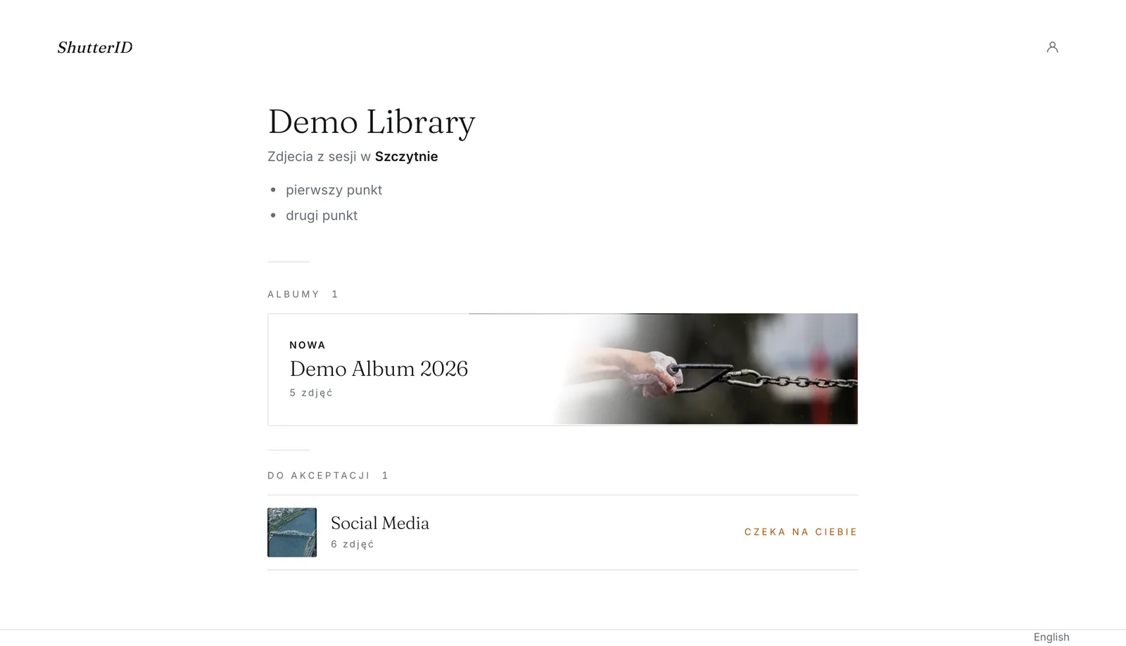 A recipient's library in the browser: an album of photos and a gallery waiting for approval